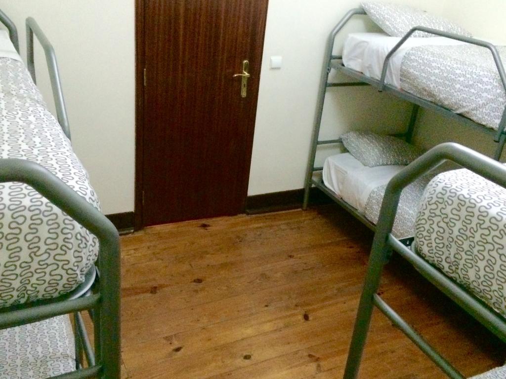 The Swallow Hostel Lisboa Δωμάτιο φωτογραφία