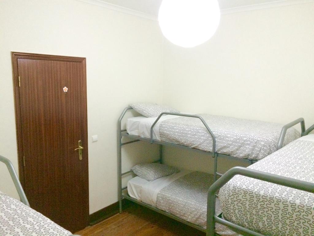 The Swallow Hostel Lisboa Δωμάτιο φωτογραφία