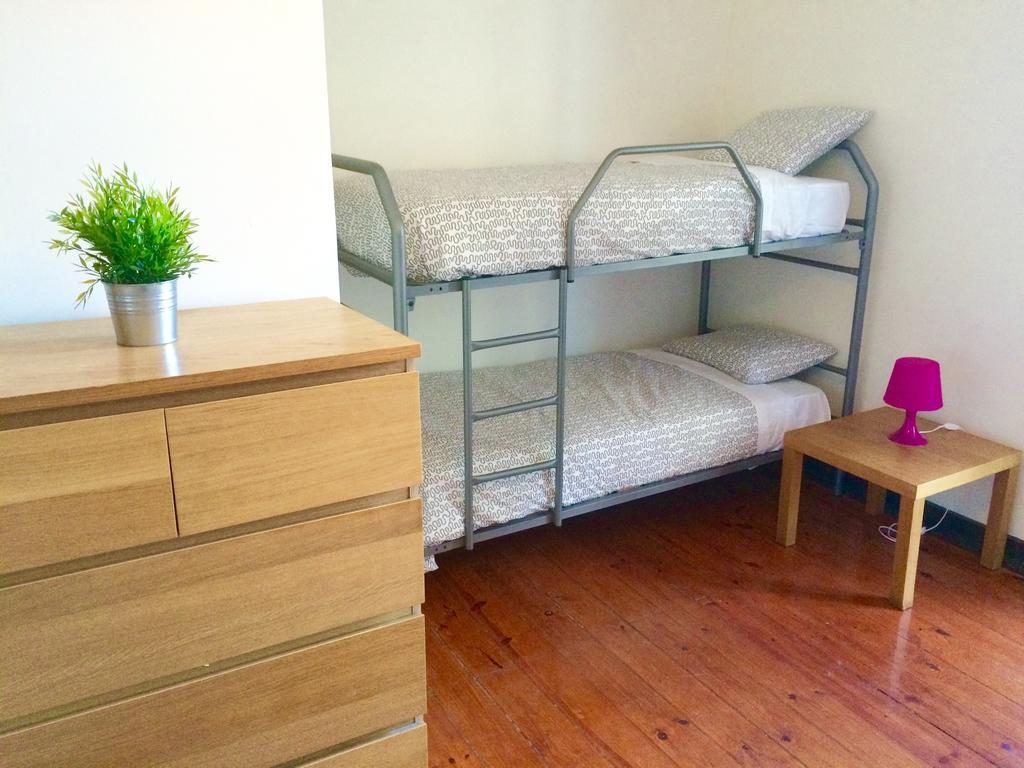 The Swallow Hostel Lisboa Δωμάτιο φωτογραφία